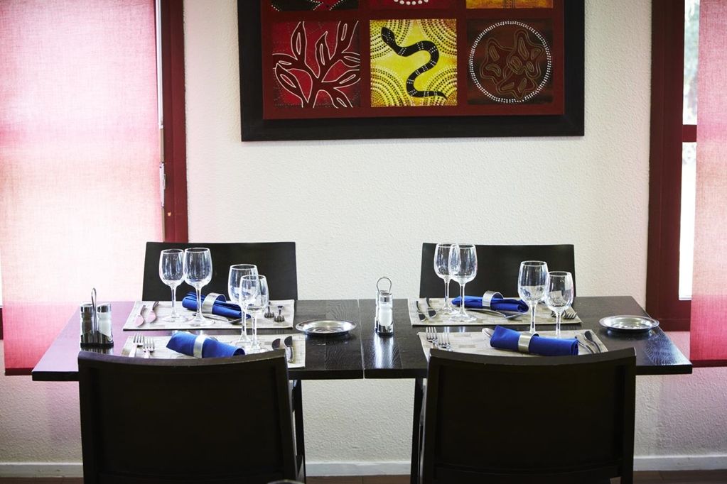 Kyriad Angers Sud Ponts-De-Ce Les Ponts de Ce Restoran foto